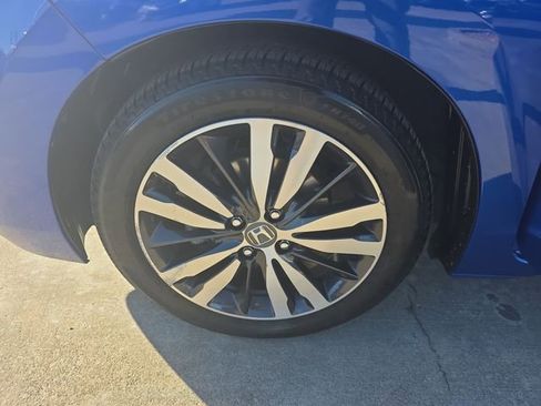 Used 2017 Honda Fit EX image 26