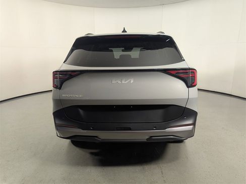 New 2026 Kia Sportage EX image 6