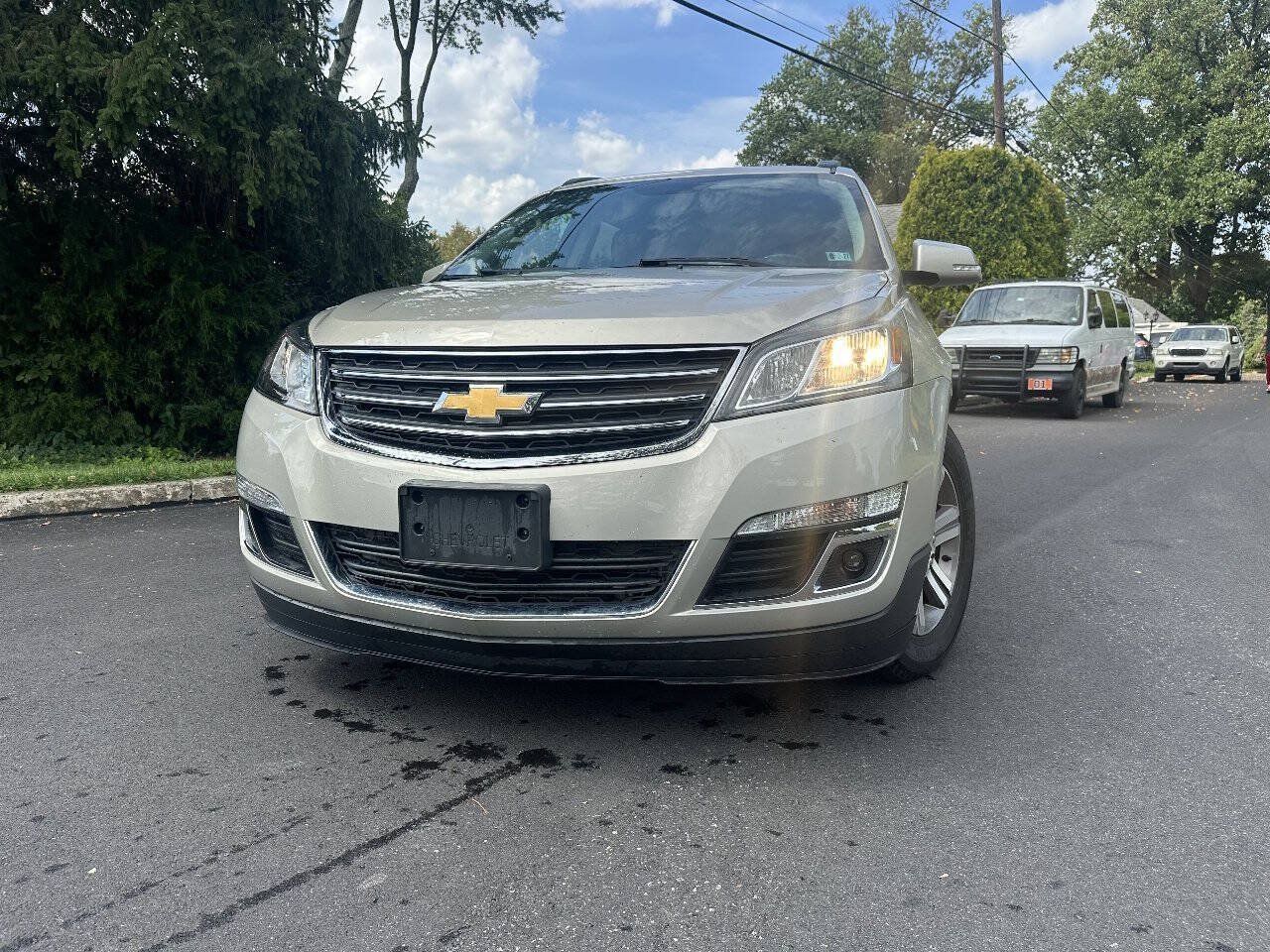 Used 2016 Chevrolet Traverse LT AWD/4WD image 2