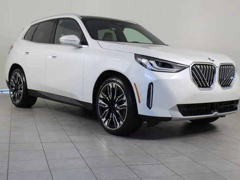 New 2026 BMW X3 xDrive30 w/ Premium Package image 7