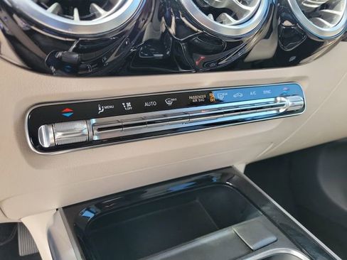 Used 2021 Mercedes-Benz GLA 250 image 27
