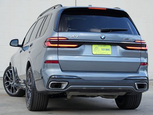 Used 2023 BMW X7 xDrive40i w/ M Sport Package AWD/4WD image 6