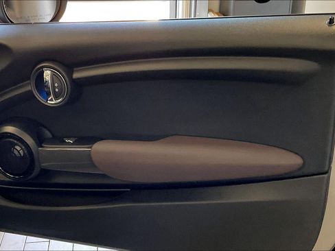 Used 2017 MINI Cooper Convertible image 22