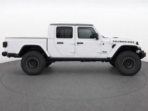 Used 2021 Jeep Gladiator Rubicon AWD/4WD image 2