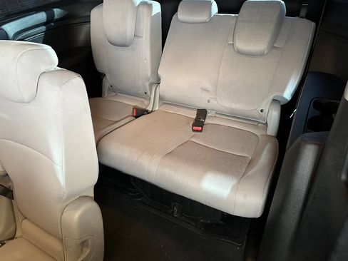 Used 2022 Honda Odyssey EX image 21