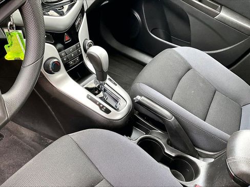 Used 2016 Chevrolet Cruze LT FWD image 20