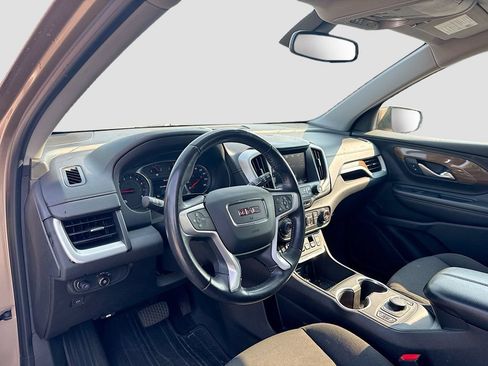 Used 2018 GMC Terrain SLE w/ Driver Convenience Package AWD/4WD image 9