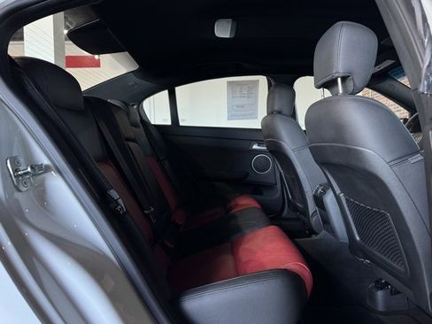 Used 2009 Pontiac G8 GT w/ Premium Package image 21