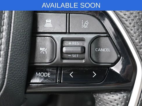 Used 2025 Toyota Tundra Platinum image 18