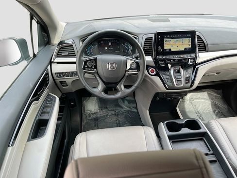 Used 2024 Honda Odyssey Touring image 23