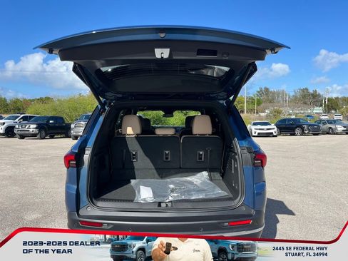 New 2026 Buick Enclave Preferred image 17