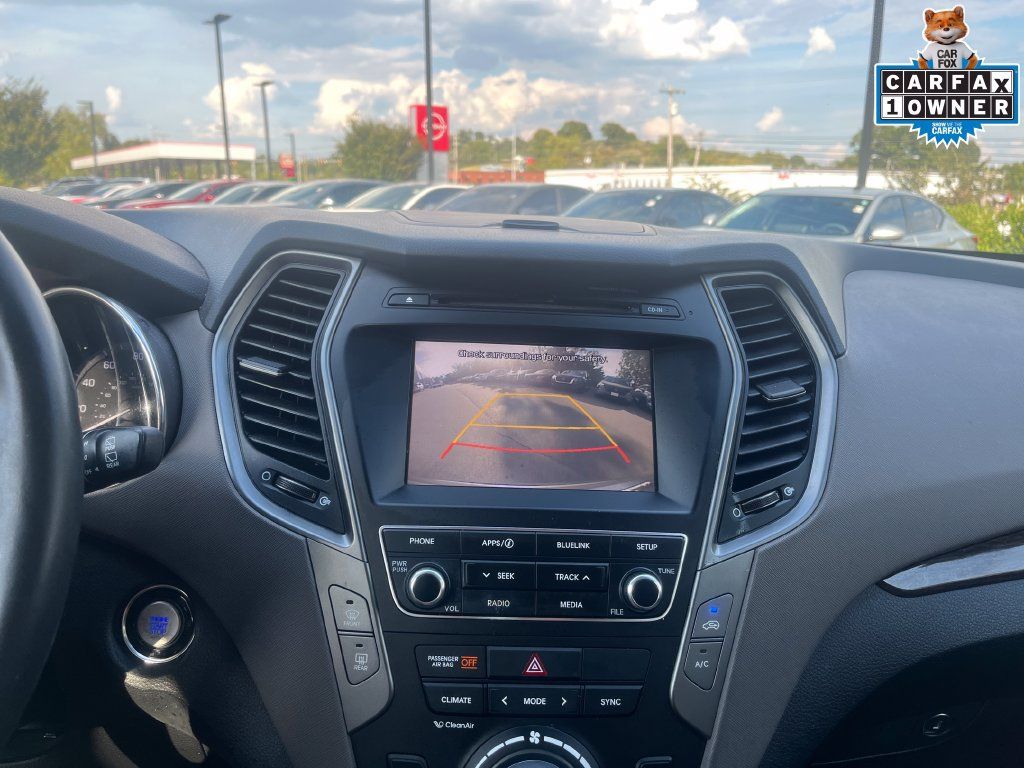 Used 2017 Hyundai Santa Fe Sport FWD image 19
