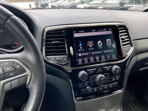 Used 2019 Jeep Grand Cherokee Altitude image 5