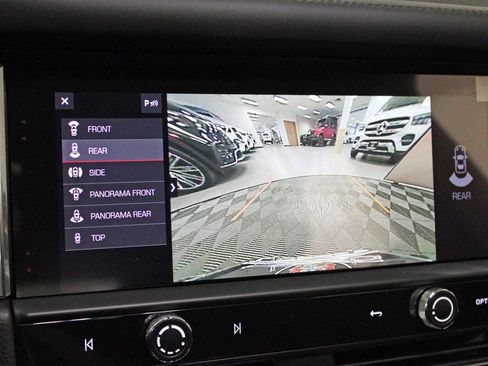 Certified 2025 Porsche Macan Turbo image 27