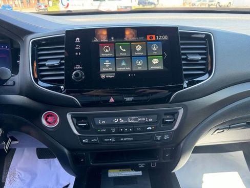 Used 2023 Honda Passport TrailSport image 22