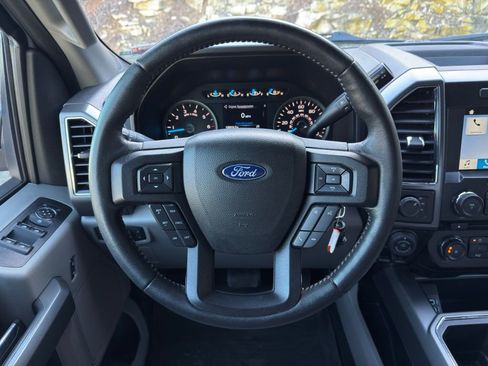 Used 2017 Ford F150 XLT w/ Equipment Group 302A Luxury image 16