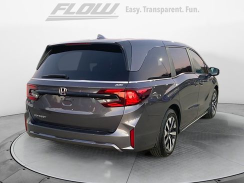 Certified 2026 Honda Odyssey EX-L image 8