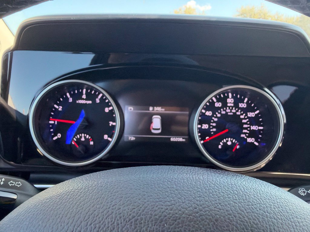 Certified 2023 Kia Carnival EX FWD image 12