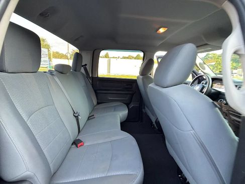 Used 2015 RAM 1500 Express AWD/4WD image 46