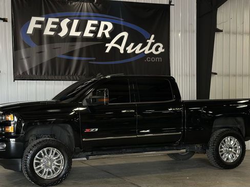 Used 2015 Chevrolet Silverado 2500 LTZ w/ Duramax Plus Package AWD/4WD image 30