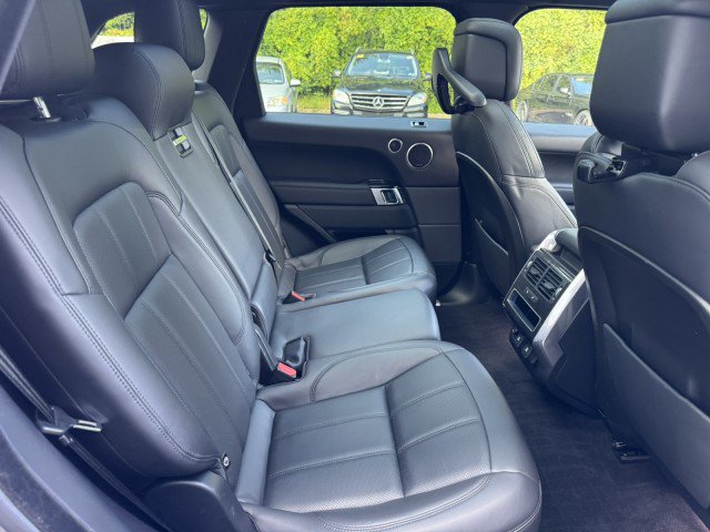 Used 2019 Land Rover Range Rover Sport Supercharged AWD/4WD image 32