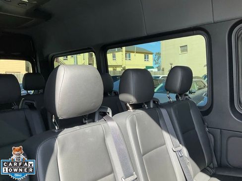 Used 2024 Mercedes-Benz Sprinter 2500 image 35