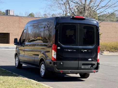 Used 2018 Ford Transit 350 XLT image 9