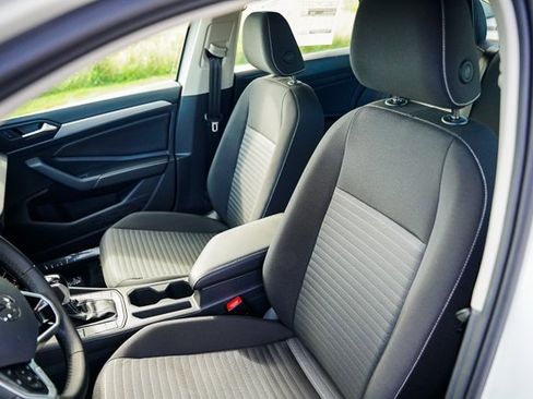 New 2025 Volkswagen Jetta S image 8