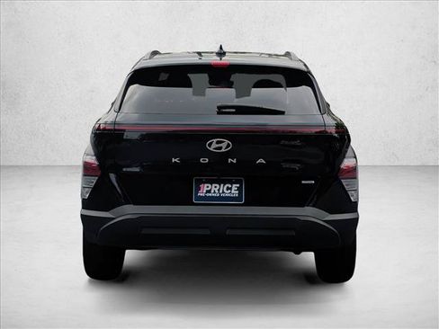 Used 2024 Hyundai Kona SEL AWD/4WD image 6