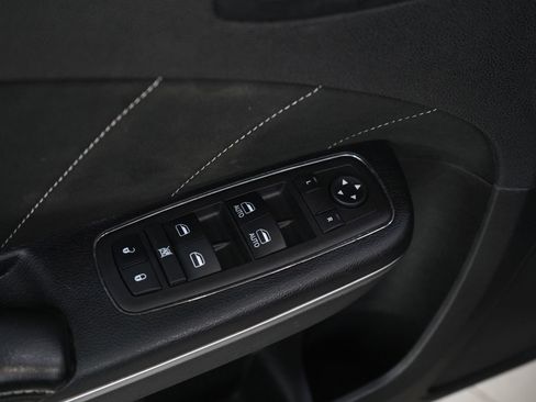 Used 2012 Dodge Charger SRT8 w/ Adaptive Cruise Control Group RWD image 13