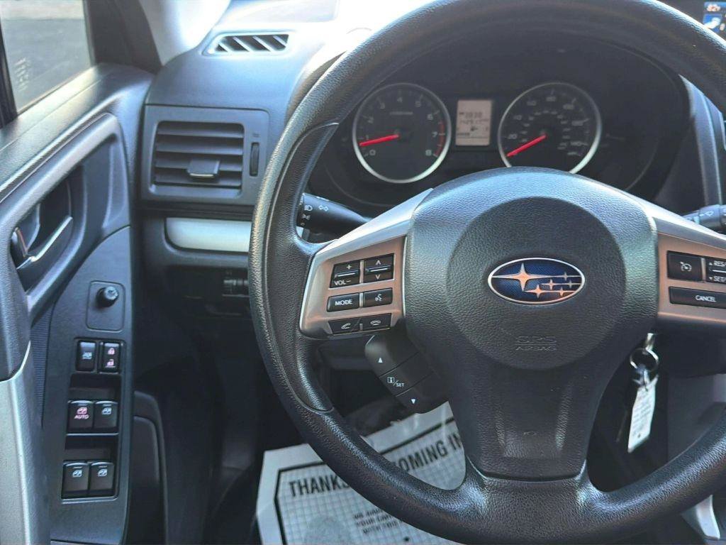 Used 2015 Subaru Forester 2.5i AWD/4WD image 22