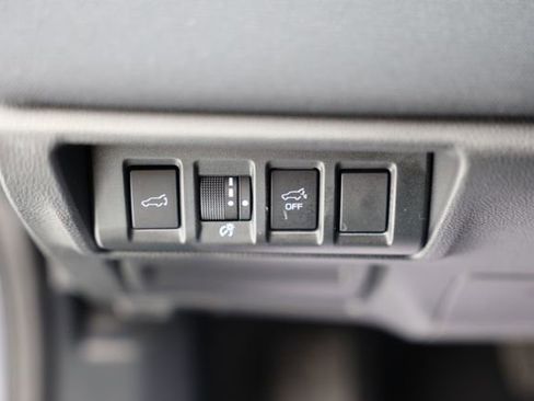 Certified 2025 Subaru Outback Premium AWD/4WD image 18