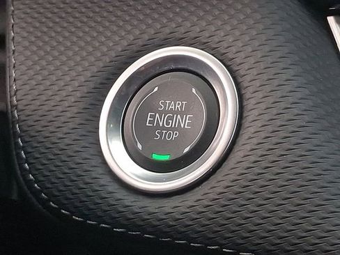 Used 2025 Chevrolet Equinox LT FWD image 24