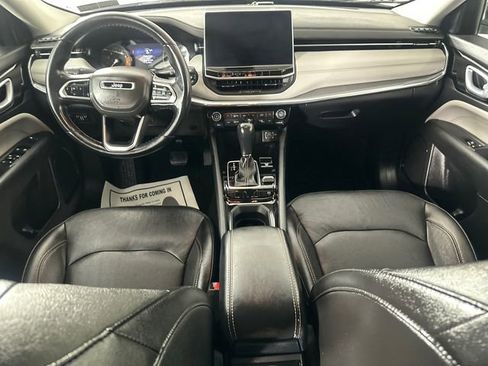 Used 2022 Jeep Compass Limited AWD/4WD image 18