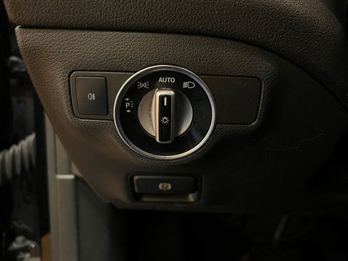 Used 2018 Mercedes-Benz CLA 250 4MATIC image 19