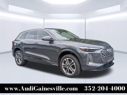 Used 2025 Audi Q5 Premium w/ Convenience Package
