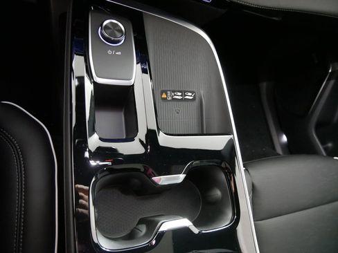 New 2026 Buick Enclave Sport Touring w/ Super Cruise Package image 28