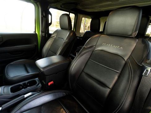 Used 2019 Jeep Wrangler Unlimited Sahara w/ Uconnect 4C Nav & Sound Group image 23