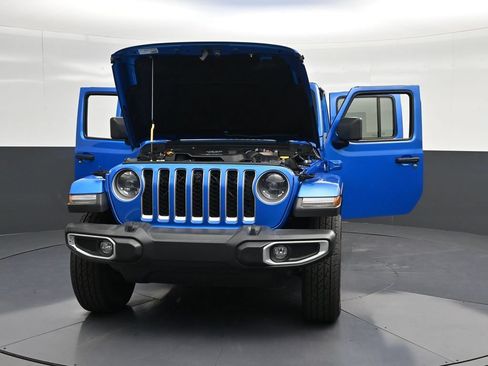 Used 2023 Jeep Wrangler Unlimited Sahara w/ LED Lighting Group AWD/4WD image 36