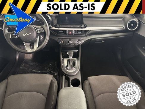Used 2022 Kia Forte LXS FWD image 13