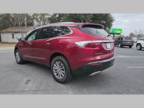 Used 2024 Buick Enclave Premium image 27
