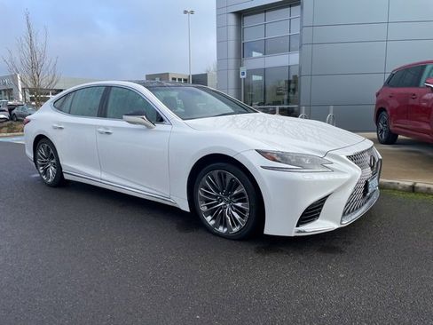 Used 2020 Lexus LS 500 AWD image 2