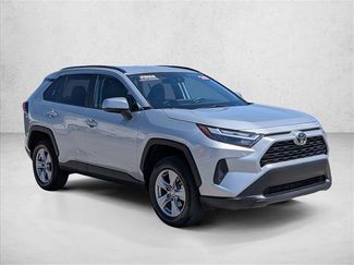 Used 2025 Toyota RAV4 XLE FWD video 3