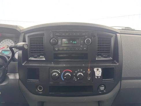 Used 2008 Dodge Ram 1500 Truck ST RWD image 18