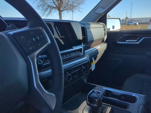 New 2026 Chevrolet Silverado 1500 LT Trail Boss w/ LPO, Dark Essentials Package image 16