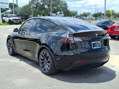 Used 2025 Tesla Model Y Performance AWD/4WD image 5
