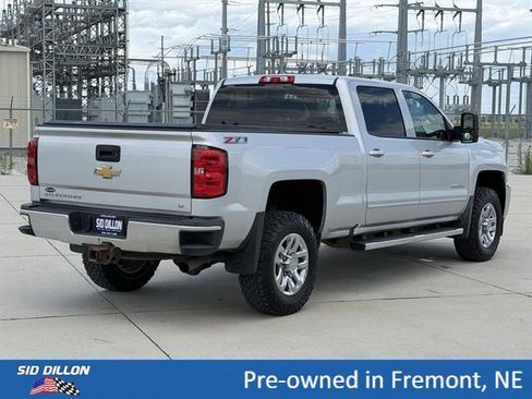 Used 2016 Chevrolet Silverado 2500 LT w/ LT Convenience Package AWD/4WD image 4