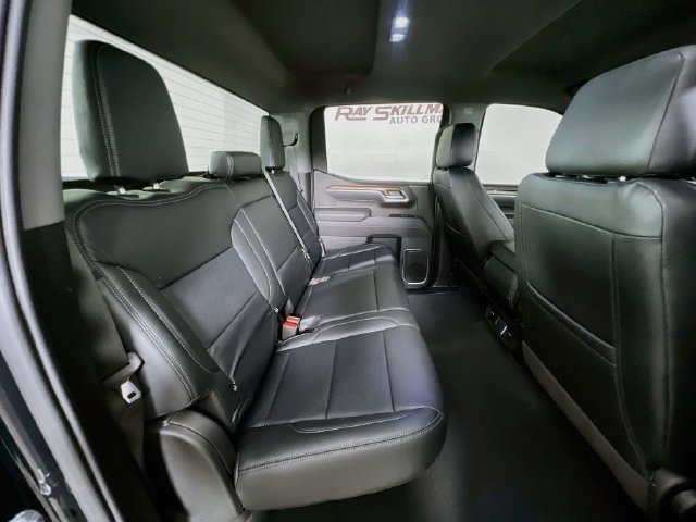Used 2026 Chevrolet Silverado 1500 RST AWD/4WD image 39