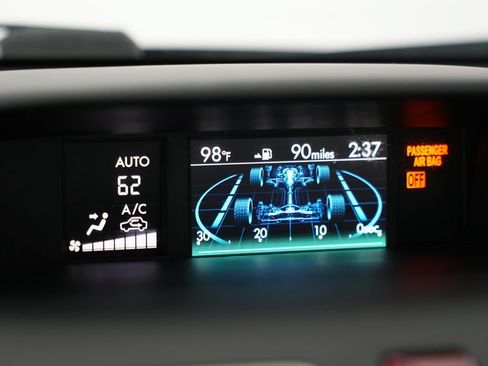 Used 2018 Subaru Forester 2.5i Premium AWD/4WD image 22