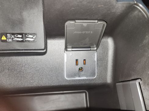 Certified 2024 GMC Sierra 2500 Denali Ultimate image 21